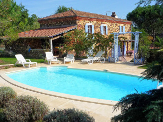Vakantiehuis in Mazeyrolles met zwembad, in Dordogne-Limousin.